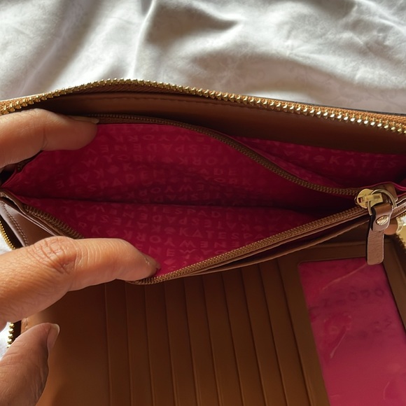 Kate Spade Large Brown Leather Continental Zip Wallet.   LE - Picture 10 of 11